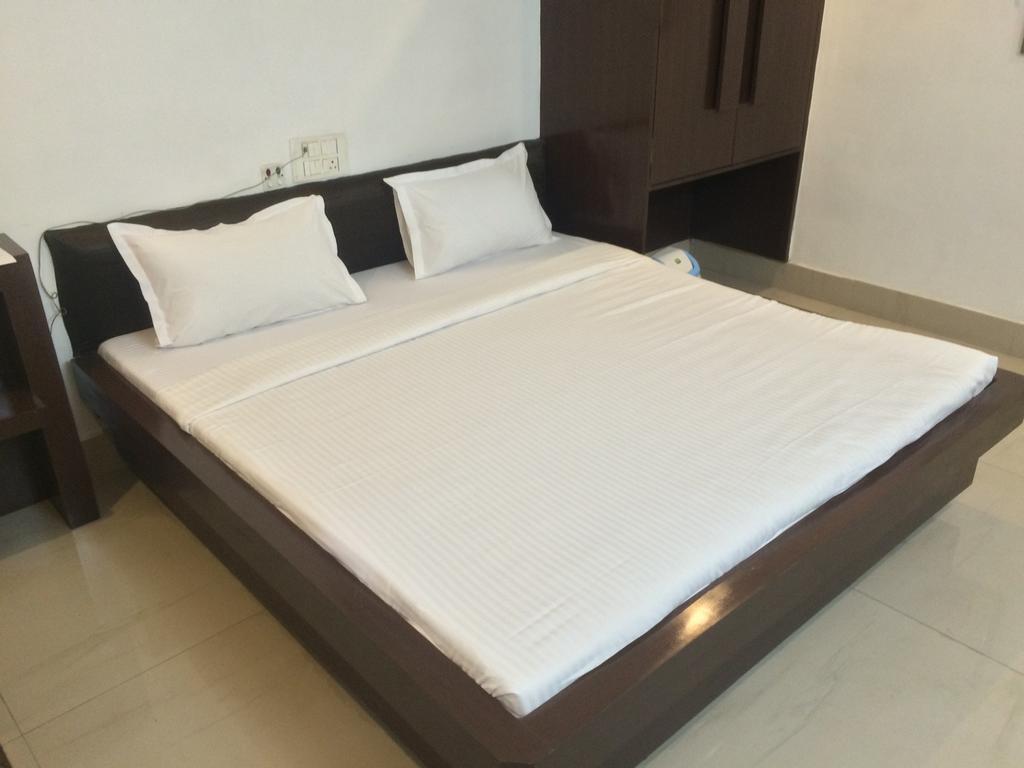 Hotel Rasoi Inn Bilāspur Стая снимка